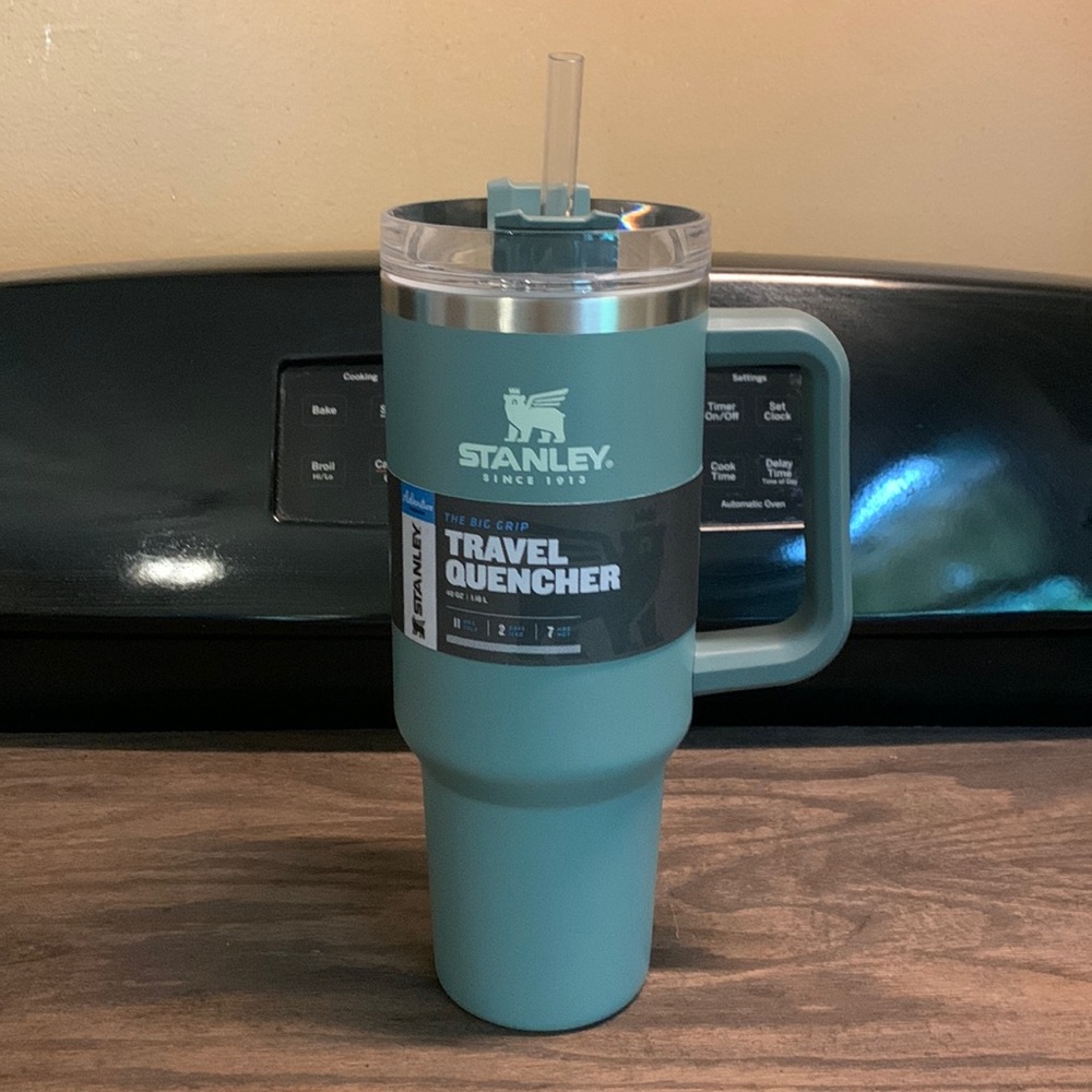 Stanley 40oz tumbler